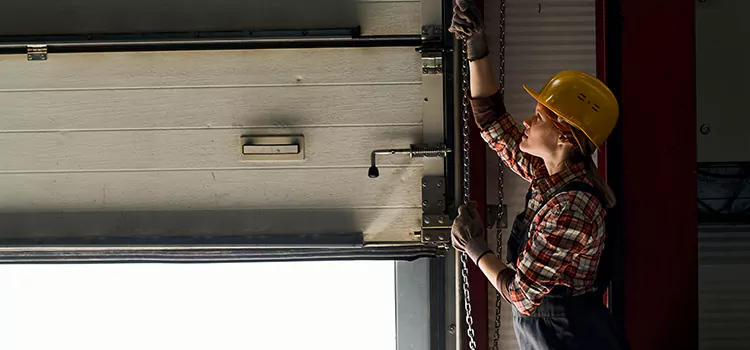 Addressing Common Garage Door Stoppage Issues in Florence, AZ